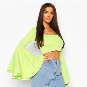 BOGO ⚡️ Boohoo Extreme Flute Sleeve Square Neck Top